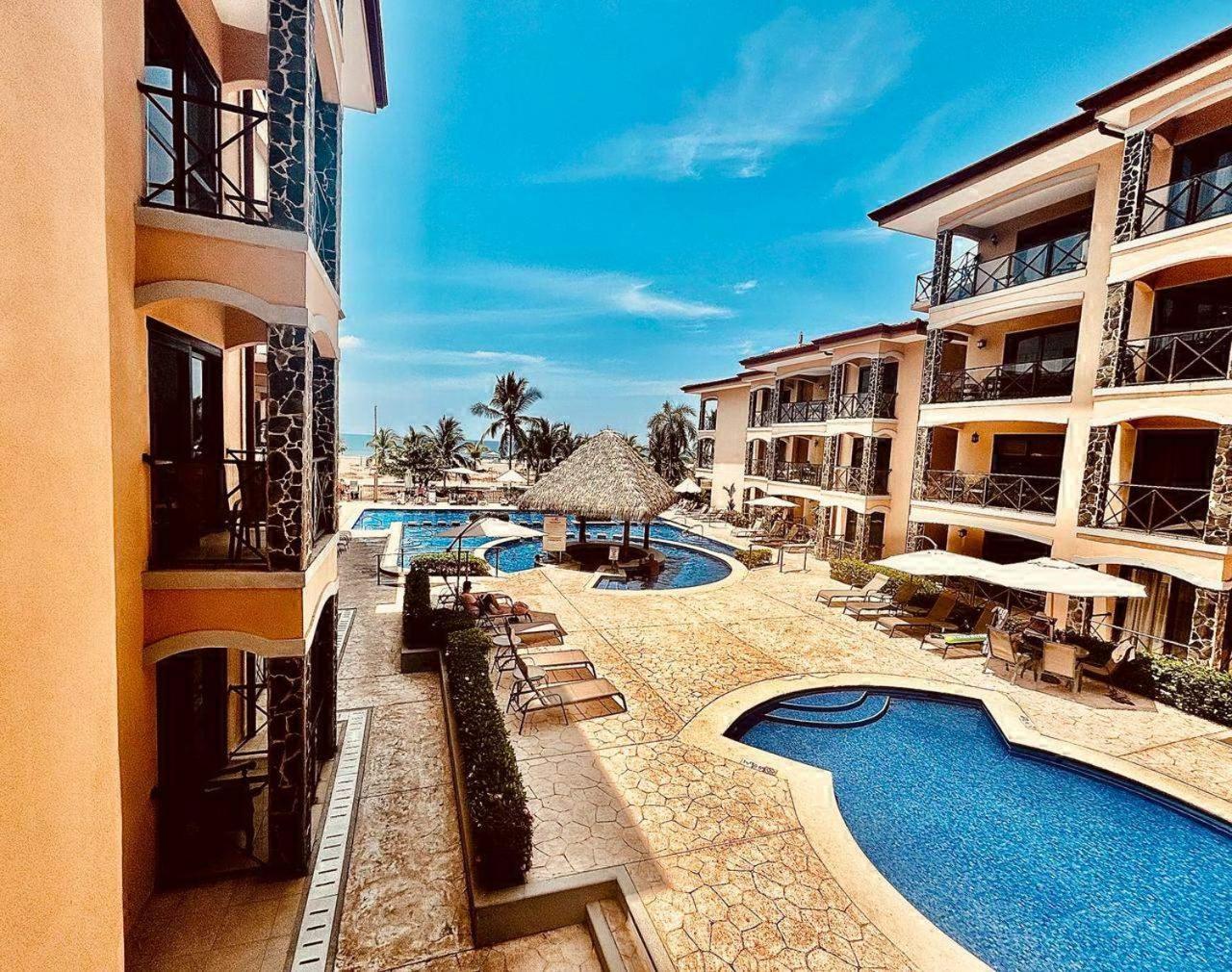 Apartamento De Lujo Las 3 Gotas Jaco, Frente Al Mar Con Vista A La Playa Екстериор снимка