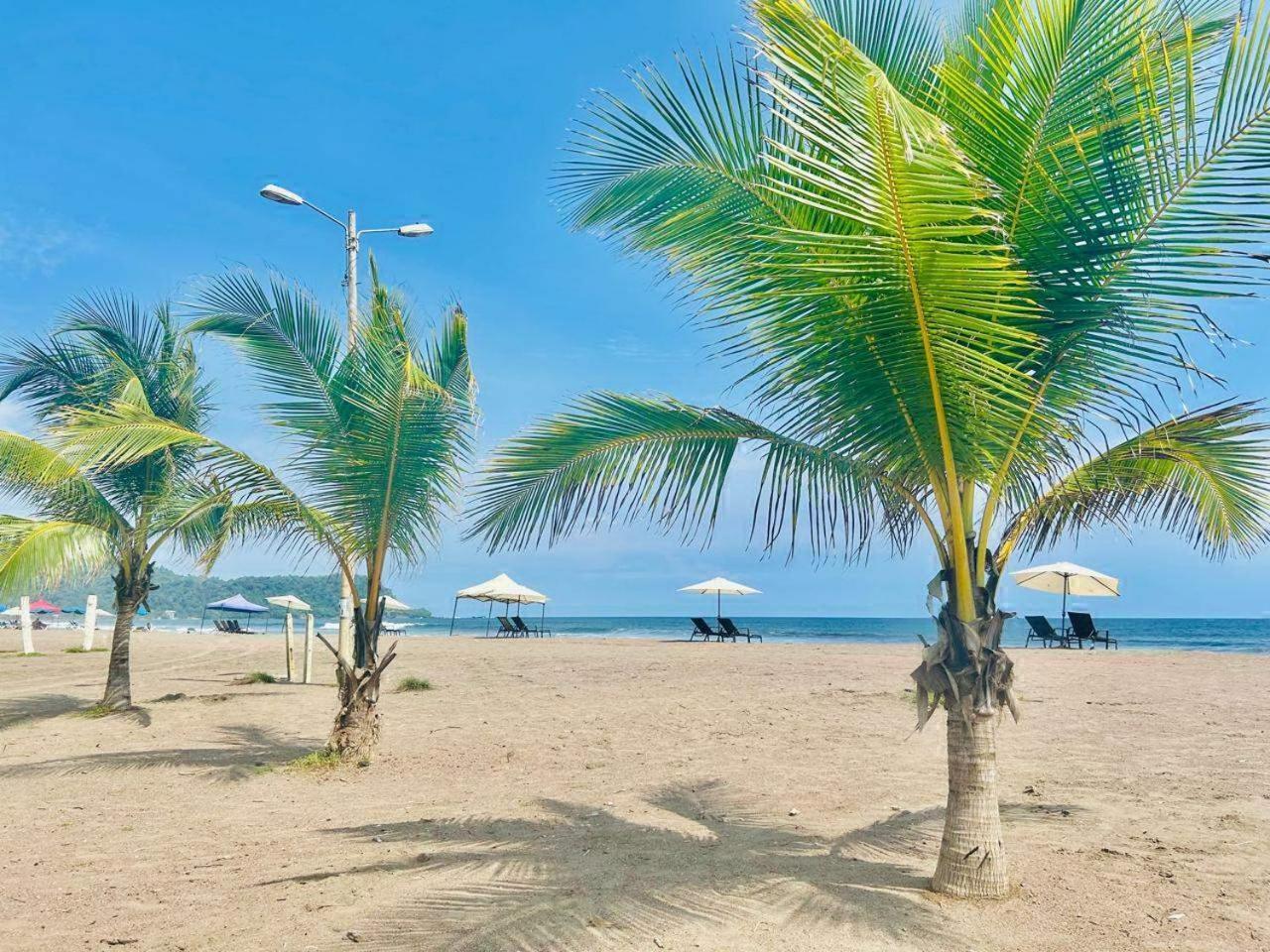 Apartamento De Lujo Las 3 Gotas Jaco, Frente Al Mar Con Vista A La Playa Екстериор снимка