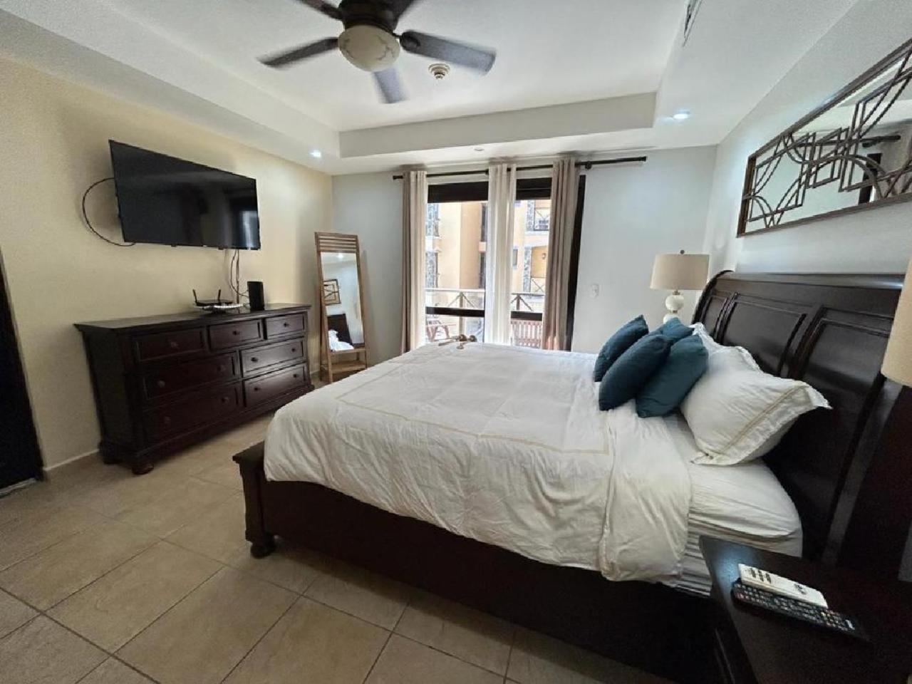 Apartamento De Lujo Las 3 Gotas Jaco, Frente Al Mar Con Vista A La Playa Екстериор снимка