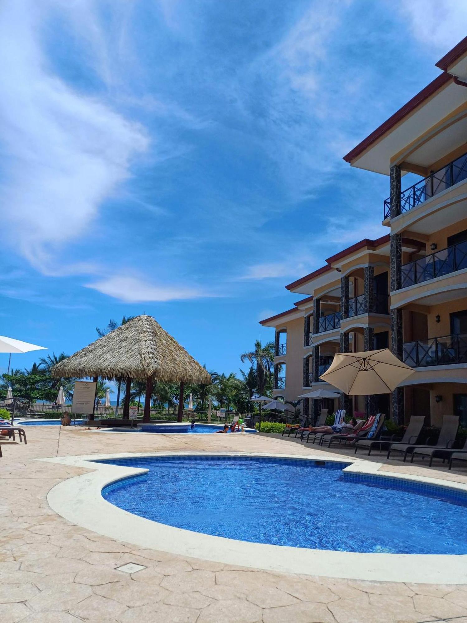 Apartamento De Lujo Las 3 Gotas Jaco, Frente Al Mar Con Vista A La Playa Екстериор снимка