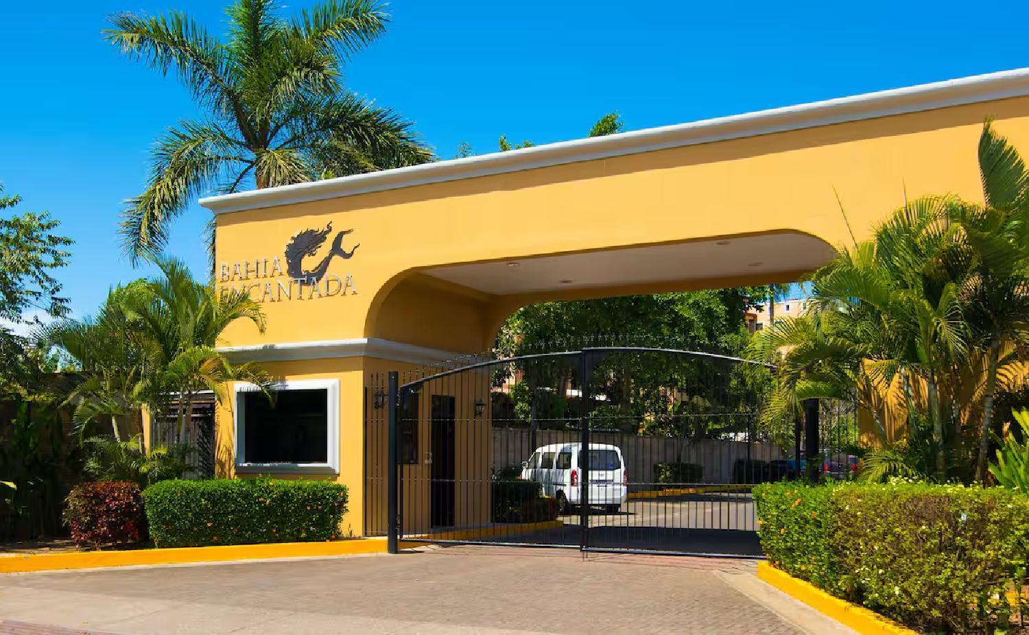 Apartamento De Lujo Las 3 Gotas Jaco, Frente Al Mar Con Vista A La Playa Екстериор снимка